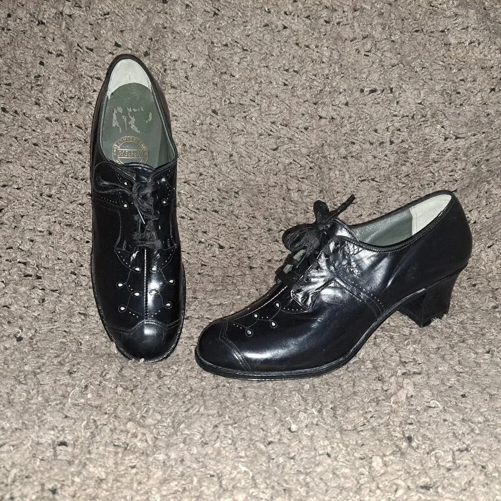 1940's Vintage-DR. SCHOLL'S-Black Leather Granny Heels-Cut-Outs-Sz 7-Near Mint - Picture 1 of 8